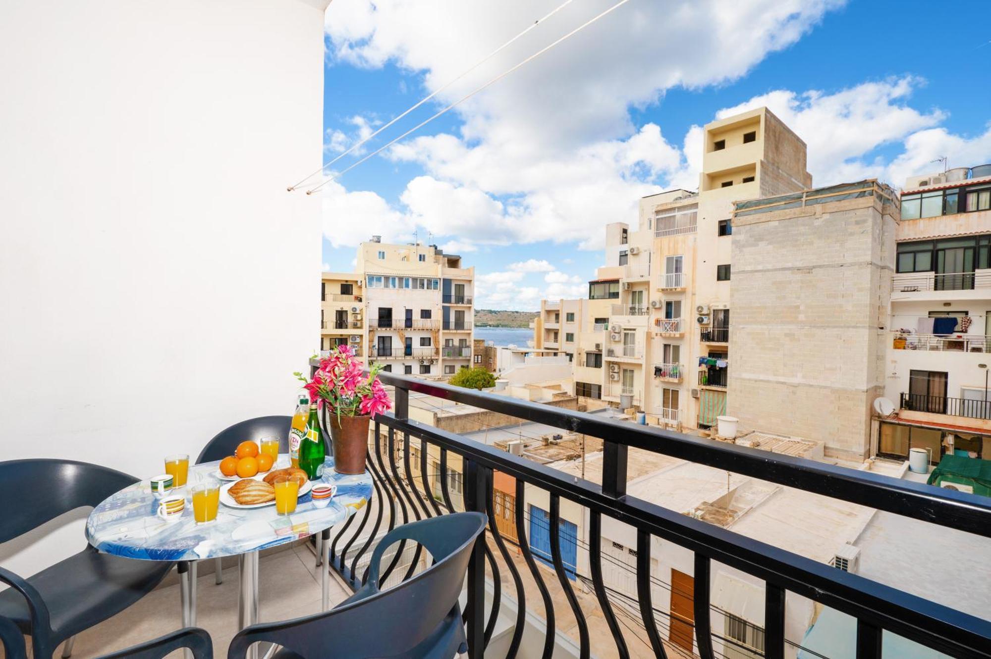 Seashells Apartments With Terrace, Just Off The Seafront In Bugibba - By Getawaysmalta Bahía de San Pablo Exterior foto