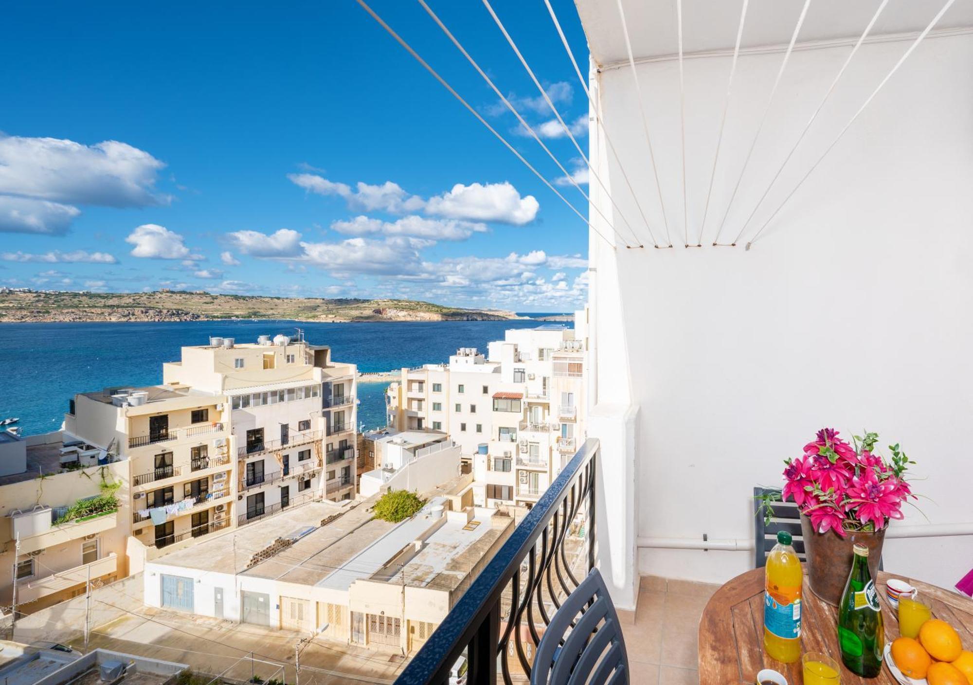 Seashells Apartments With Terrace, Just Off The Seafront In Bugibba - By Getawaysmalta Bahía de San Pablo Exterior foto