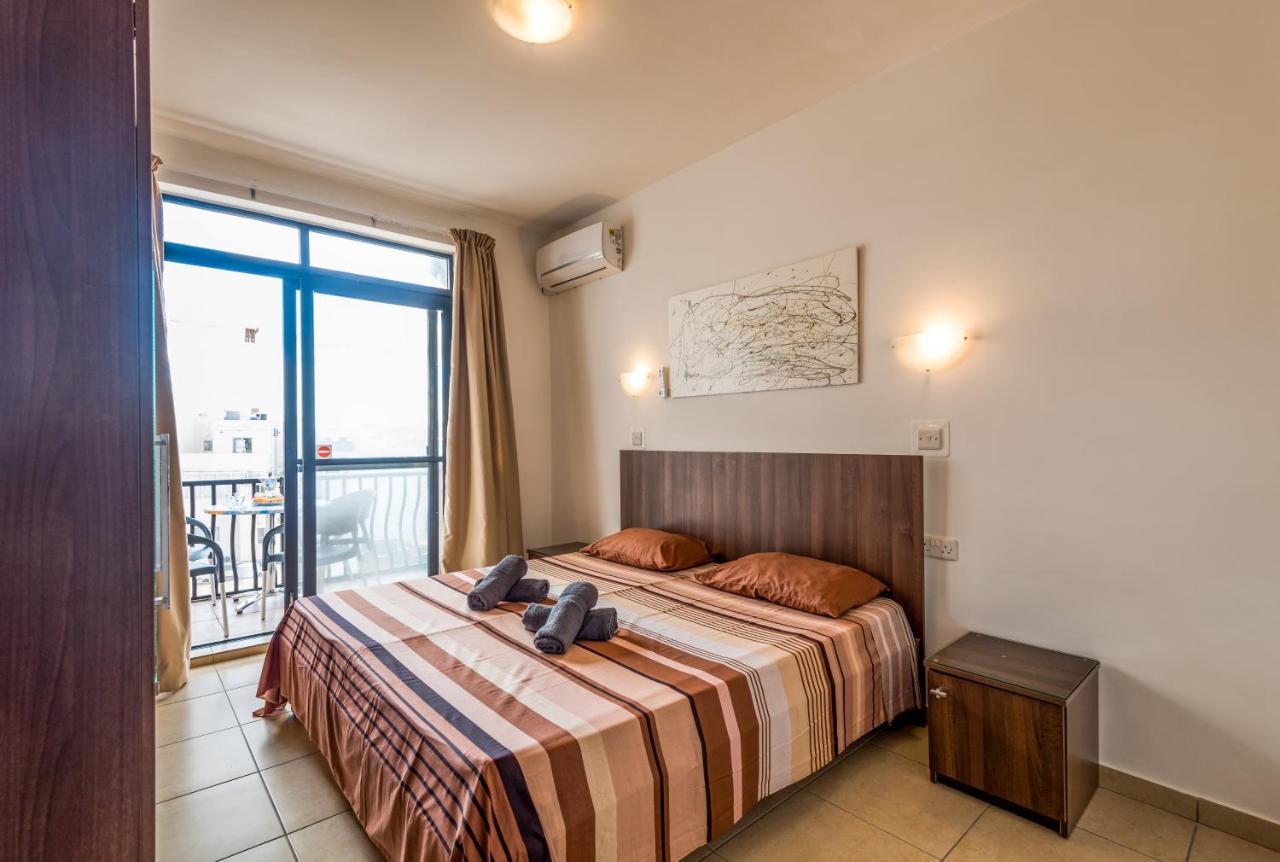 Seashells Apartments With Terrace, Just Off The Seafront In Bugibba - By Getawaysmalta Bahía de San Pablo Exterior foto