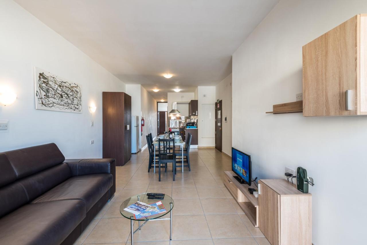 Seashells Apartments With Terrace, Just Off The Seafront In Bugibba - By Getawaysmalta Bahía de San Pablo Exterior foto