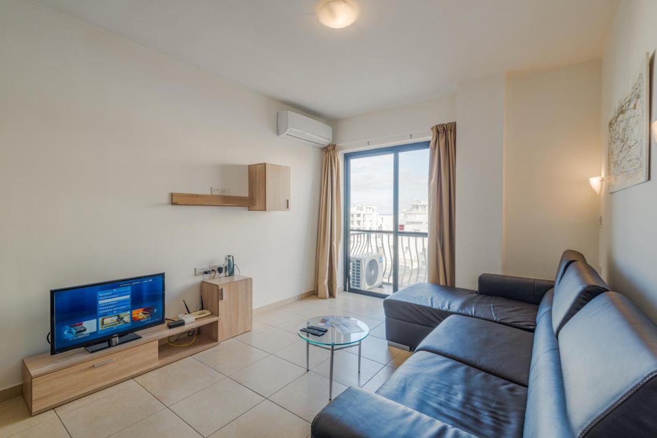 Seashells Apartments With Terrace, Just Off The Seafront In Bugibba - By Getawaysmalta Bahía de San Pablo Exterior foto